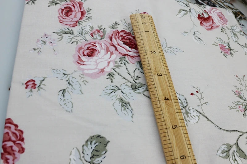 Delicate 50cmx50cm Fat Quarter Flower Dot cotton Bundle