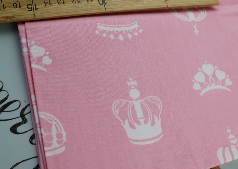 Delicate 50cmx50cm Fat Quarter Flower Dot cotton Bundle