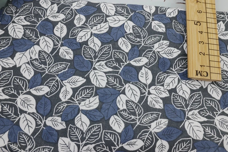 Delicate 50cmx50cm Fat Quarter Flower Dot cotton Bundle