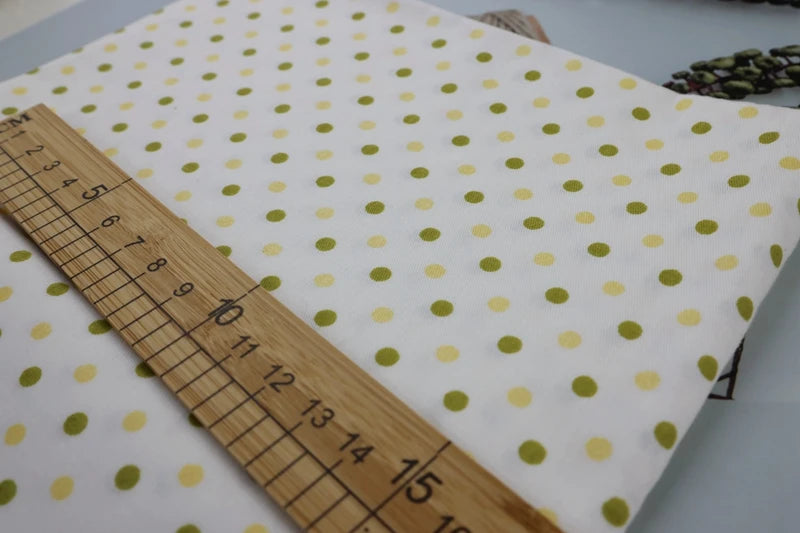 Delicate 50cmx50cm Fat Quarter Flower Dot cotton Bundle