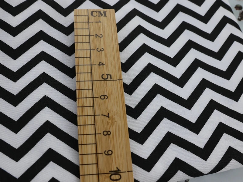 Delicate 50cmx50cm Fat Quarter Flower Dot cotton Bundle