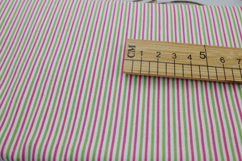 Delicate 50cmx50cm Fat Quarter Flower Dot cotton Bundle