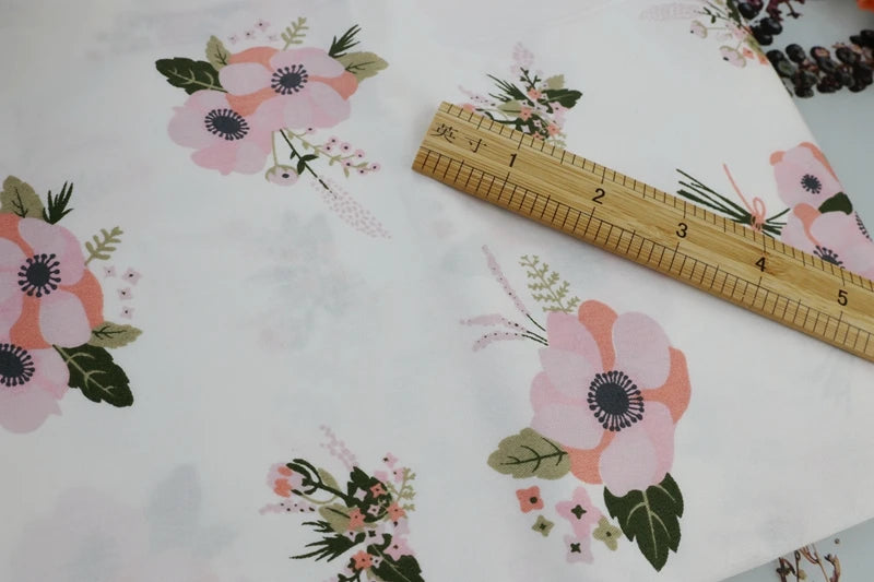 Delicate 50cmx50cm Fat Quarter Flower Dot cotton Bundle