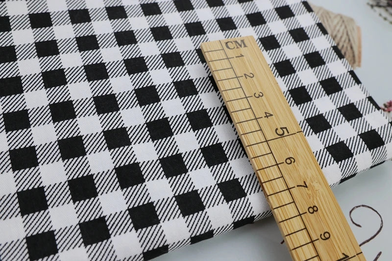 Delicate 50cmx50cm Fat Quarter Flower Dot cotton Bundle