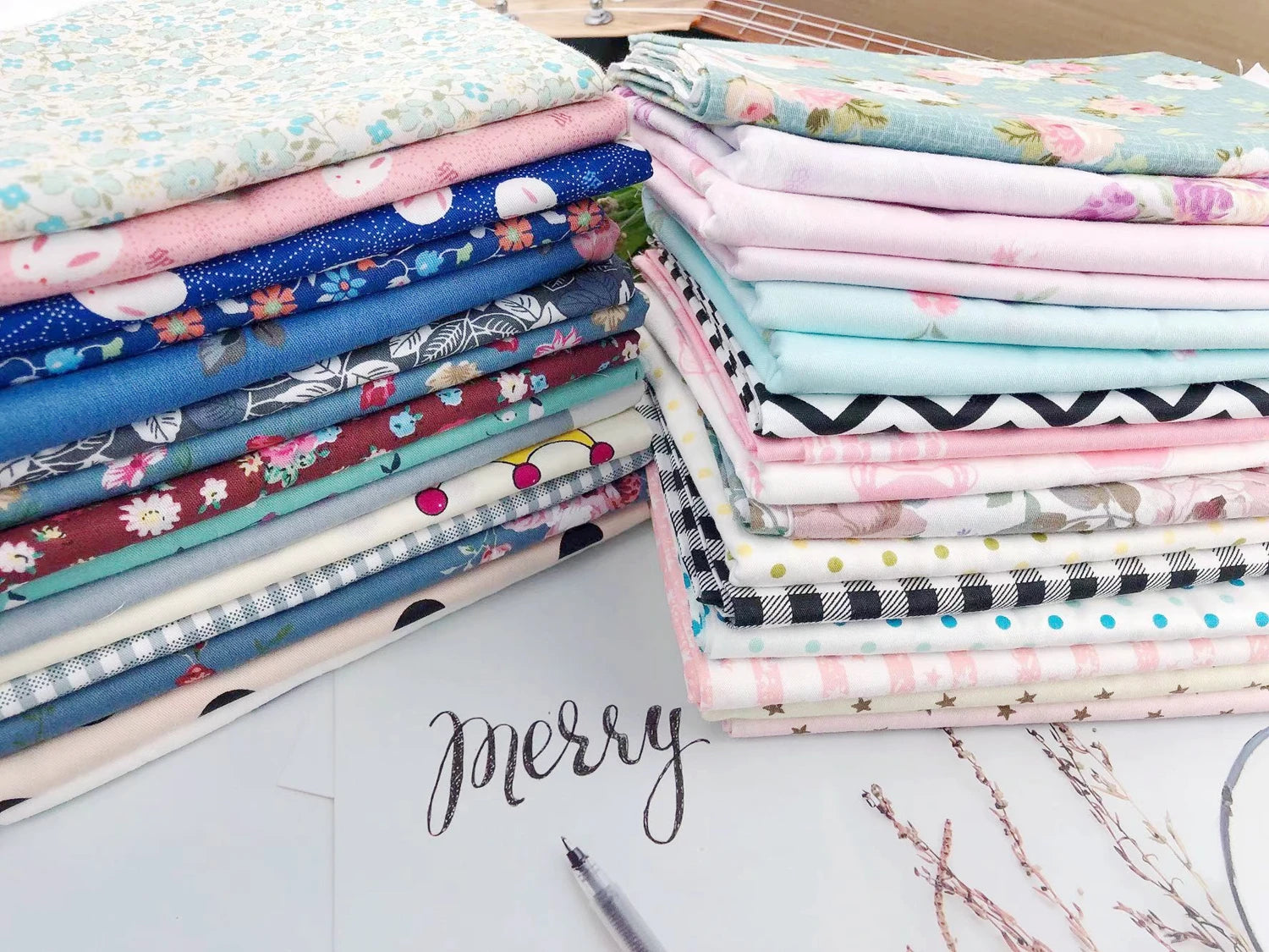 Delicate 50cmx50cm Fat Quarter Flower Dot cotton Bundle