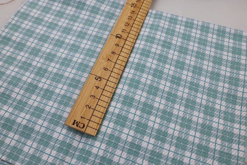 Delicate 50cmx50cm Fat Quarter Flower Dot cotton Bundle