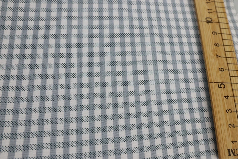 Delicate 50cmx50cm Fat Quarter Flower Dot cotton Bundle