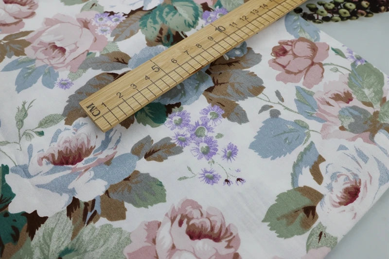 Delicate 50cmx50cm Fat Quarter Flower Dot cotton Bundle